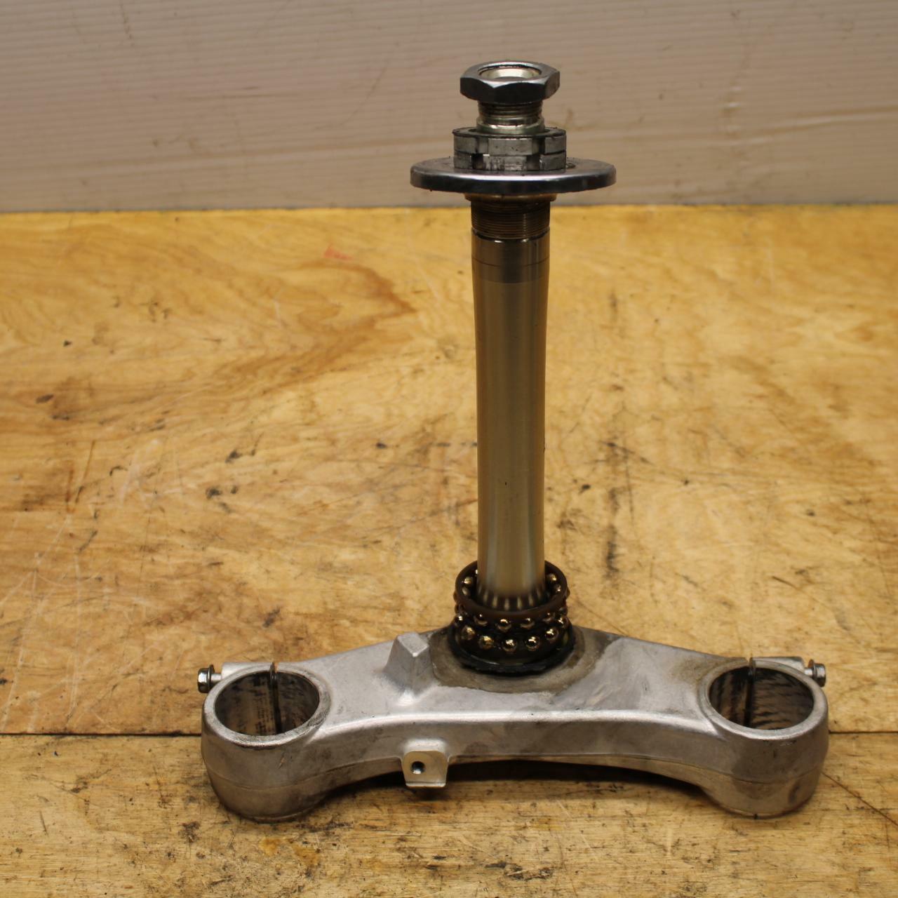 02-03 SUZUKI VSTROM 1000 FRONT FORKS CLAMP LOWER TRIPLE TREE STEM BB331