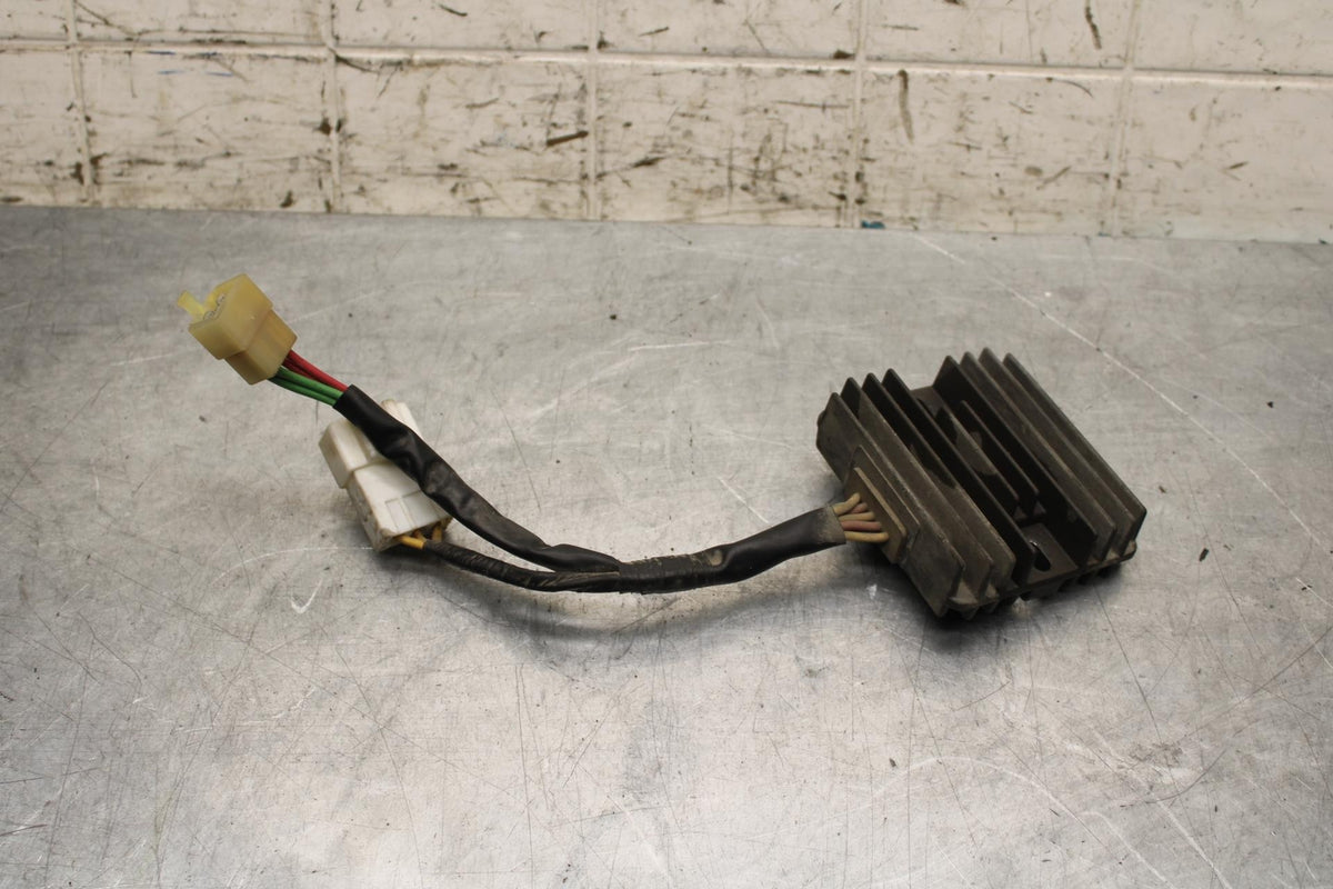 2005 Honda CBR600RR RECTIFIER VOLTAGE REGULATOR 31600-MEE-872 BB564
