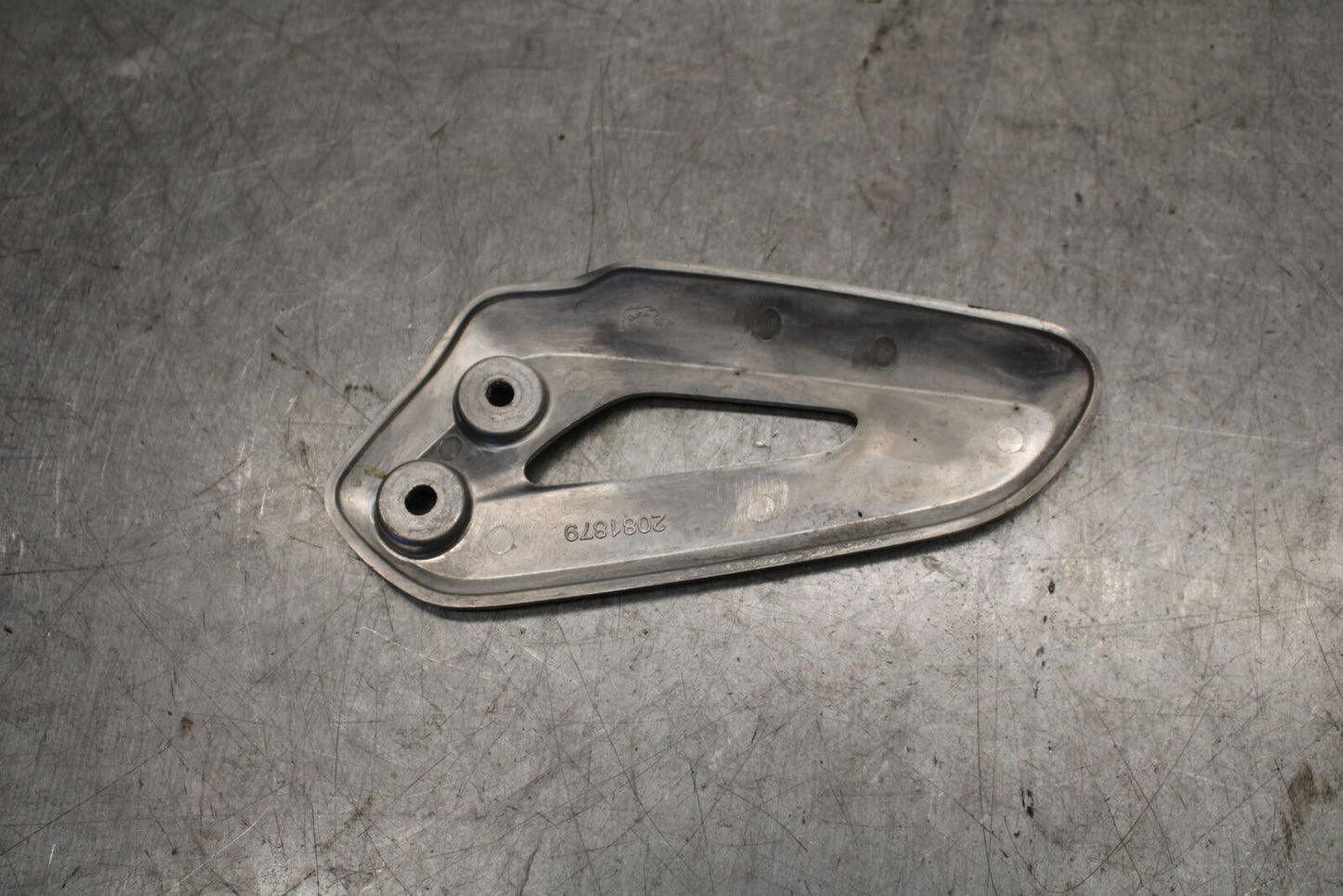 19-21 TRIUMPH SPEED TWIN 1200 RIGHT REARSET REAR SET HEEL GUARD COVER BB653