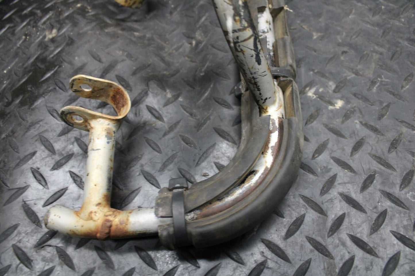85-86 SUZUKI QUADRACER 250 FRONT BUMPER BB210