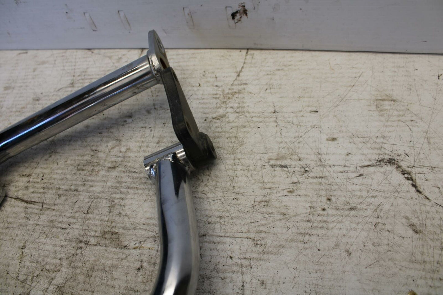 01 KAWASAKI VULCAN 1500 ENGINE BAR LEFT BB301