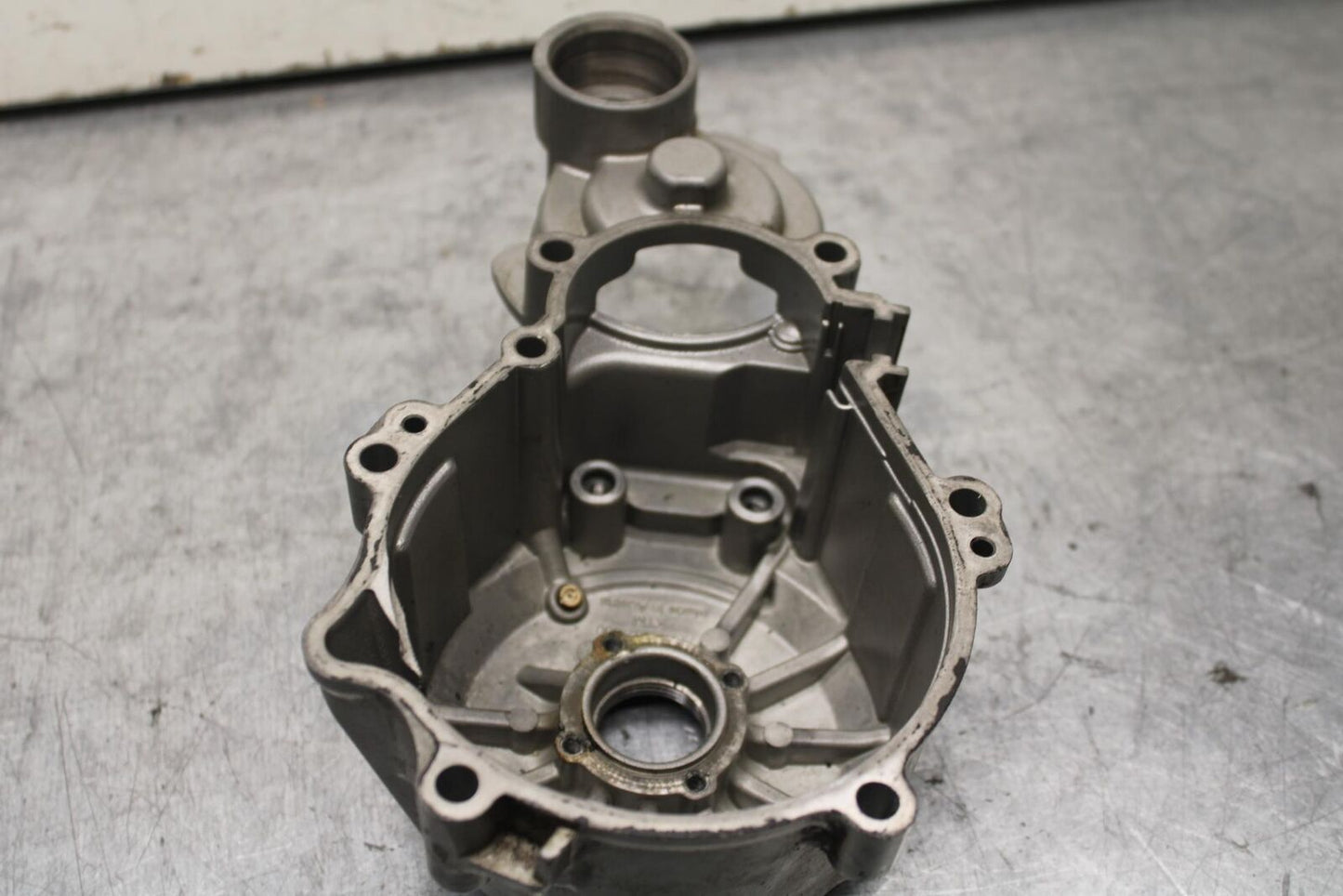 13 KTM 350 SXF ENGINE MOTOR STATOR GENERATOR MAGNETO COVER BB104