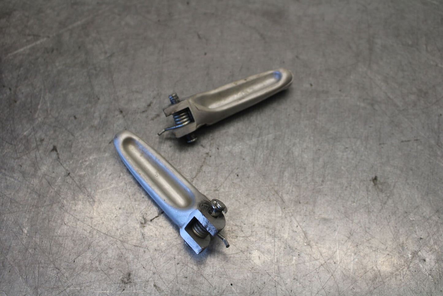 12-15 DUCATI 1199 PANIGALE FRONT FOOT RESTS PEGS STEPS SET PAIR BB699