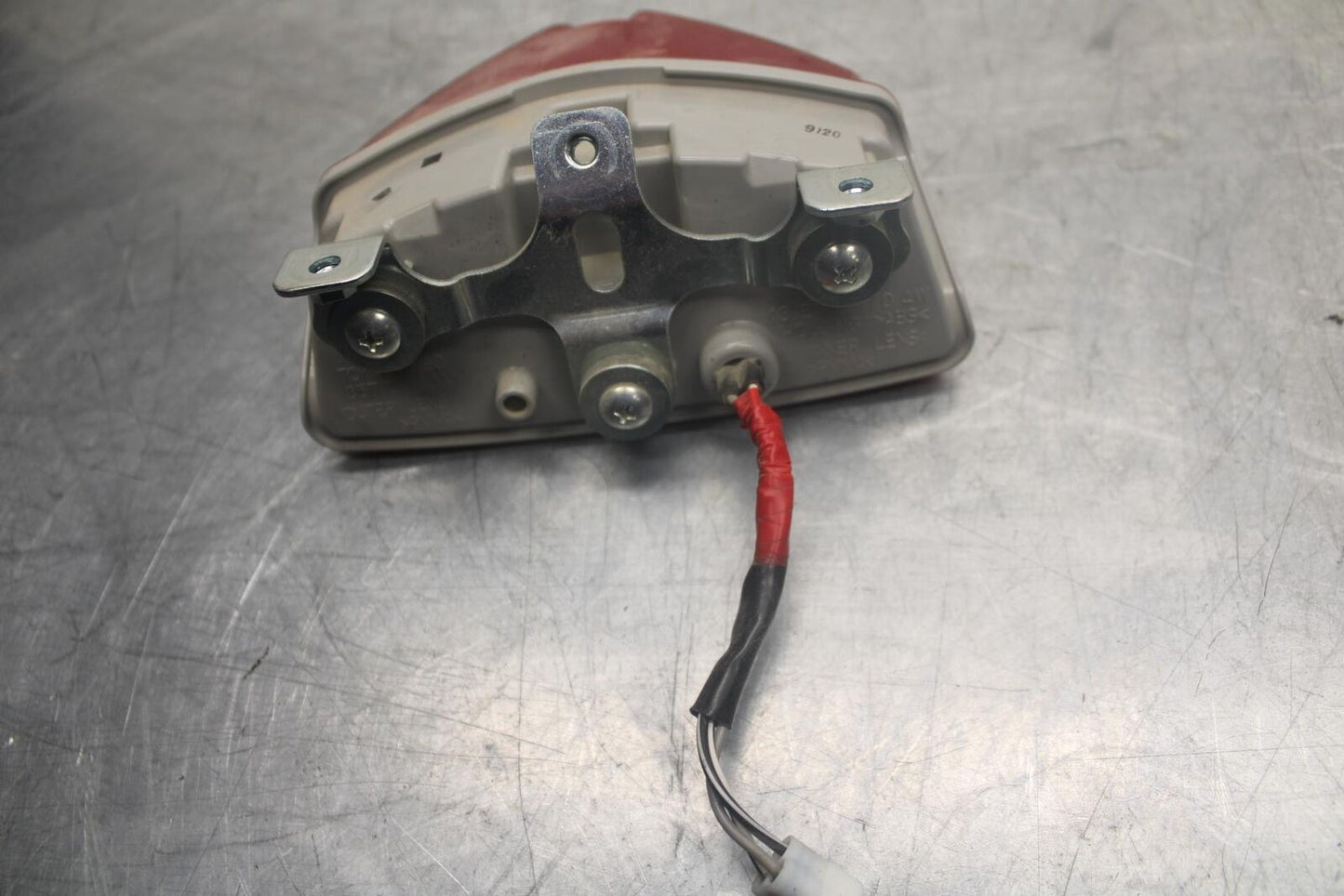 15-21 SUZUKI GSXR600 REAR TAIL TAILLIGHT BACK BRAKE LIGHT BB460
