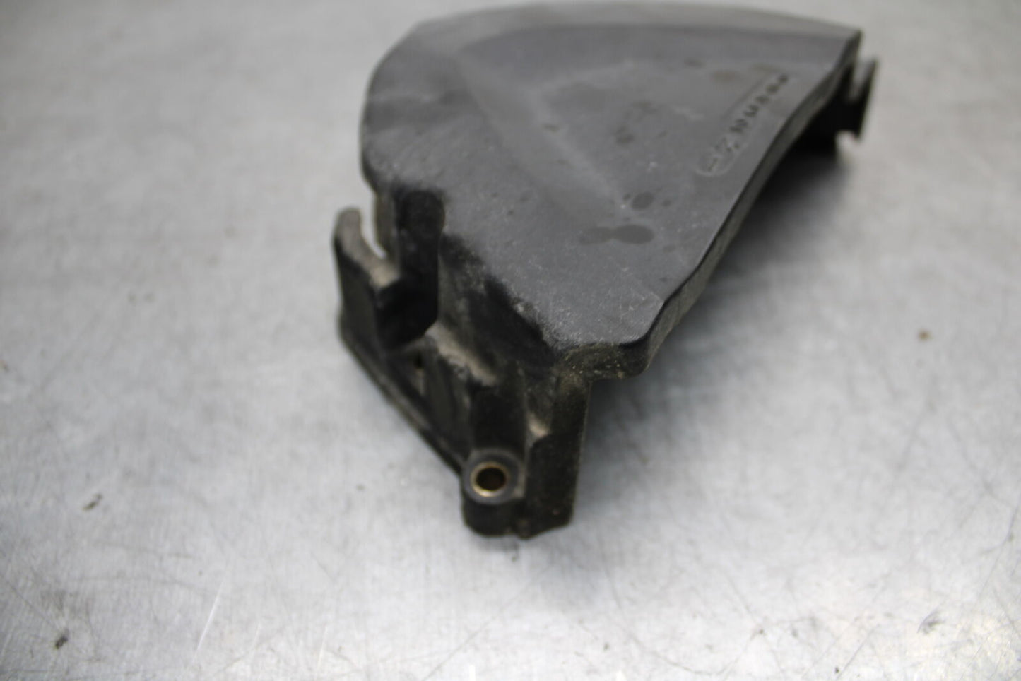 09-11 TRIUMPH DAYTONA 675 ENGINE SPROCKET COVER BB652