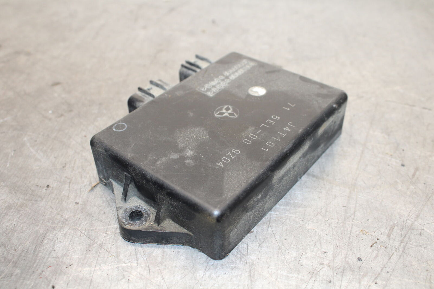 99-00 YAMAHA V STAR 1100 ECU COMPUTER CONTROLLER UNIT BLACK BOX ECM CDI BB711