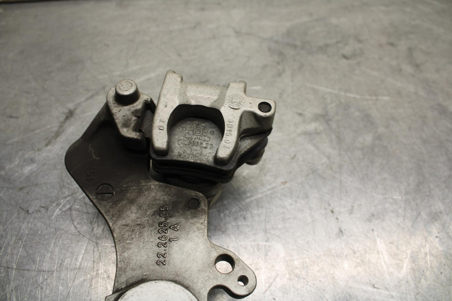 16-18 KTM 690 DUKE REAR BACK BRAKE CALIPER W MOUNT BRACKET BB631