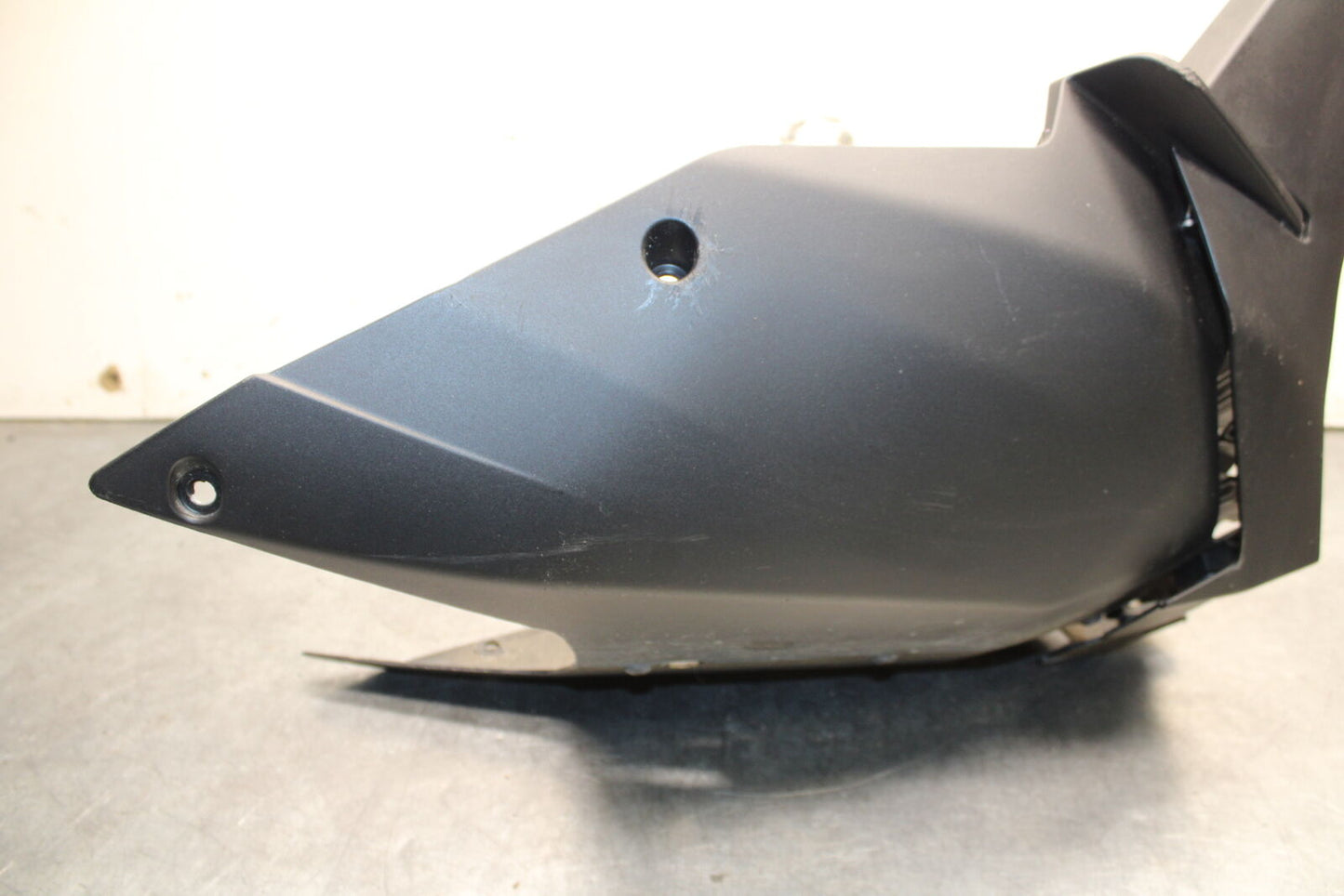 21-24 APRILIA TUONO 660 FACTORY LOWER BOTTOM BELLY FAIRING COWL BB733