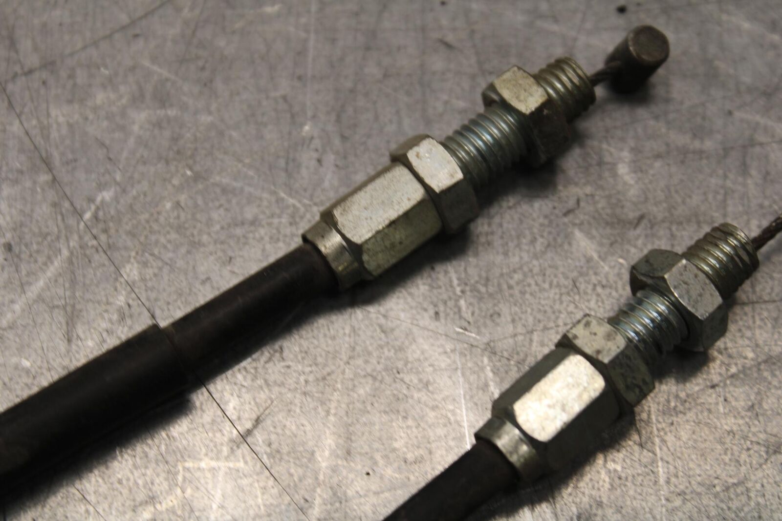 01-03 SUZUKI GSXR600 THROTTLE CABLES LINES BB633