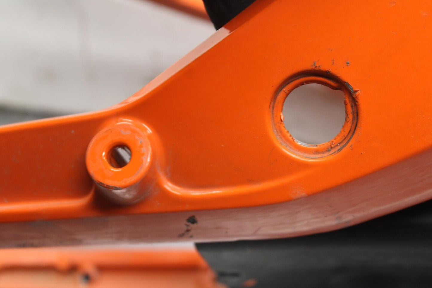 16-18 KTM 690 DUKE REAR SUBFRAME BACK SUB FRAME BB631