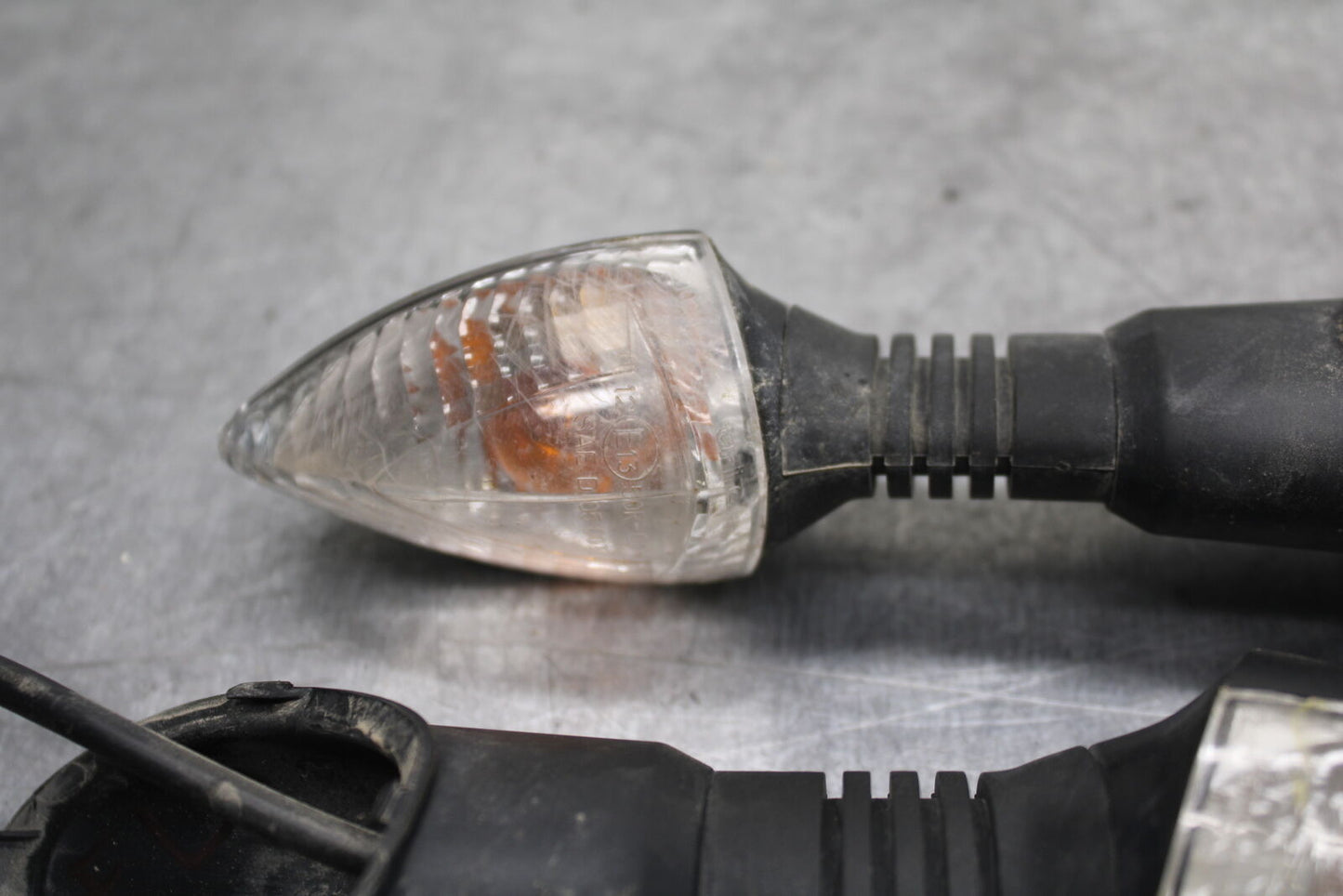 21-24 KTM 890 ADVENTURE R FRONT LEFT RIGHT TURN SIGNALS LIGHT INDICATORS BB723