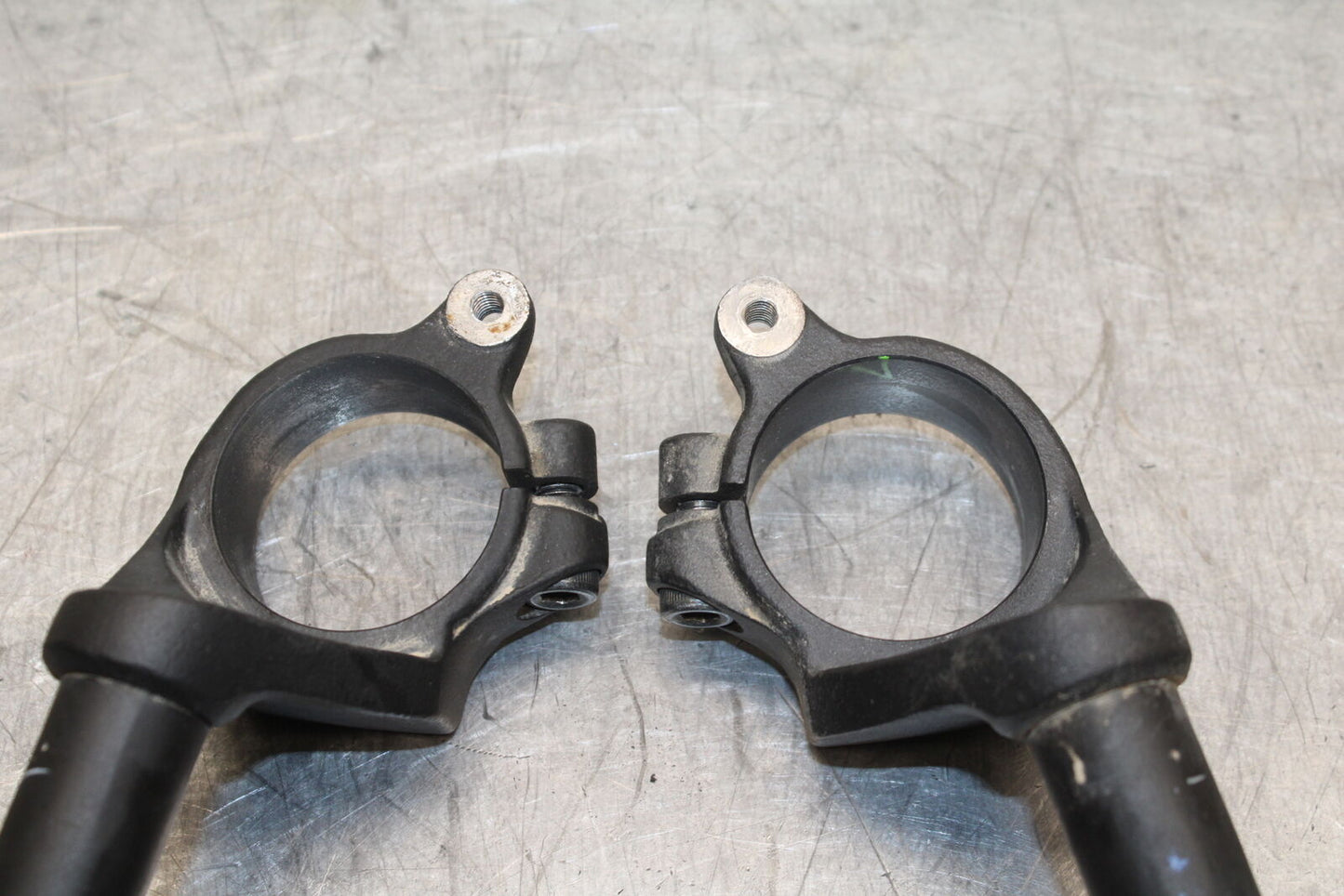 19-24 YAMAHA R3 LEFT RIGHT CLIP ON ONS HANDLEBARS PAIR SET BB736