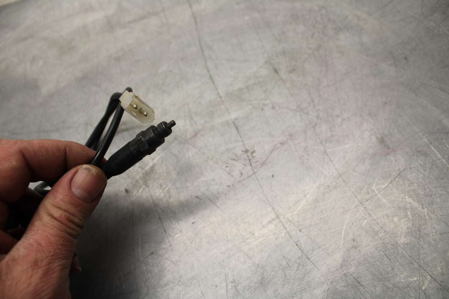 2010 Aprilia RSV1000R REAR BRAKE STOP SWITCH BB513