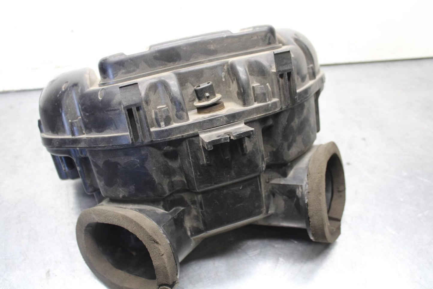 1995 Suzuki RF600R AIRBOX AIR INTAKE FILTER BOX BB104
