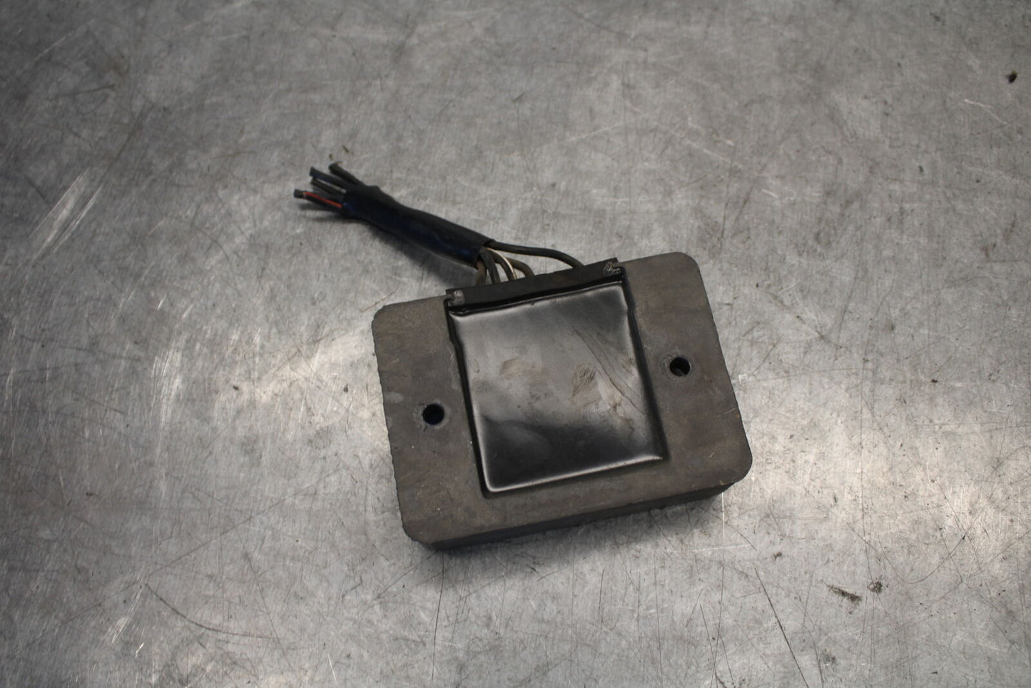 04-05 SUZUKI GSXR600 RECTIFIER VOLTAGE REGULATOR 32800-33E21 BB658