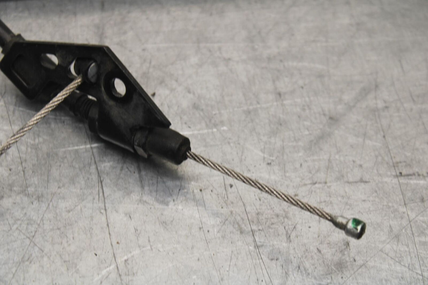 20-23 BMW F900R CLUTCH CABLE LINE BB603