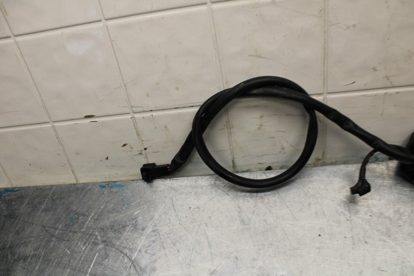 14-15 TRIUMPH STREET TRIPLE R RIGHT CLIP ON HANDLE KILL OFF START SWITCH BB441