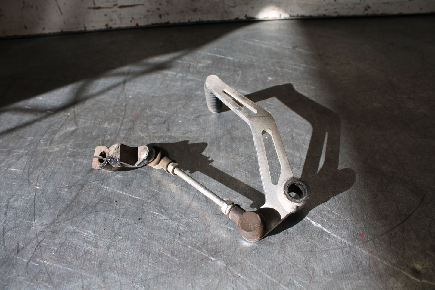 19-22 KAWASAKI Z400 SHIFTER LINKAGE SHIFT LINK PEDAL BB708