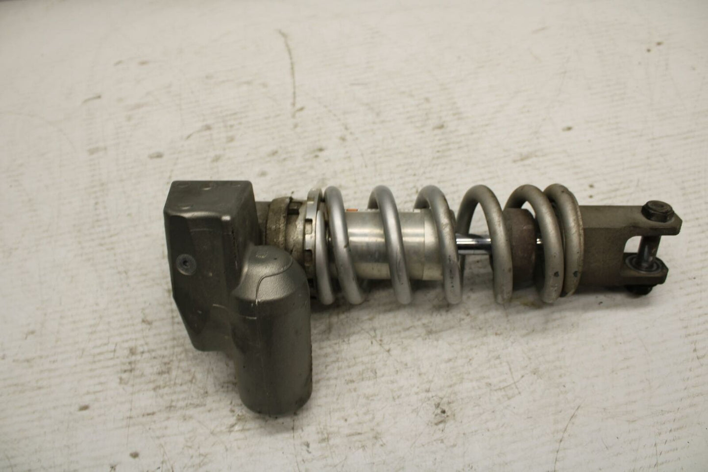 07 YAMAHA YZF R6 2c0 REAR BACK SHOCK ABSORBER SUSPENSION 2C0-22210-10-00 BB297