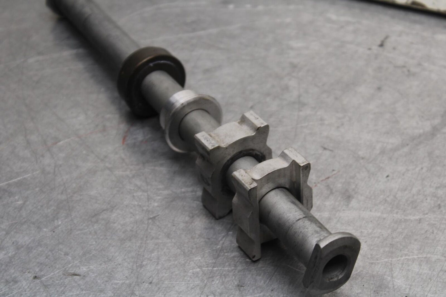 20-23 APRILIA RS660 REAR AXLE BACK WHEEL RIM PIVOT BOLT AXEL BB643