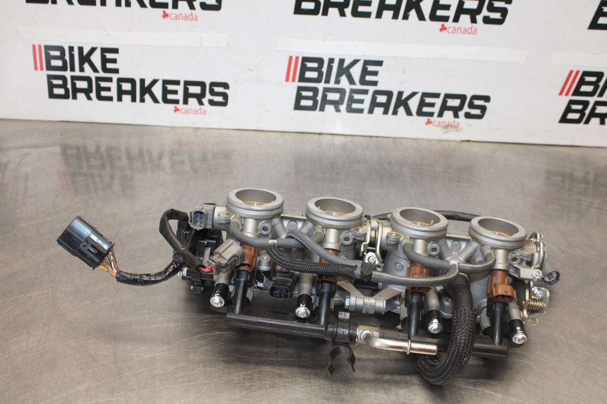 08-10 SUZUKI GSXR 600 MAIN FUEL INJECTORS / THROTTLE BODIES BB765