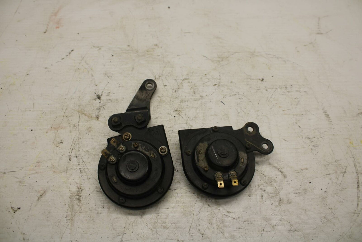 03-04 YAMAHA ROAD STAR 1600 HORN SIGNAL BB279