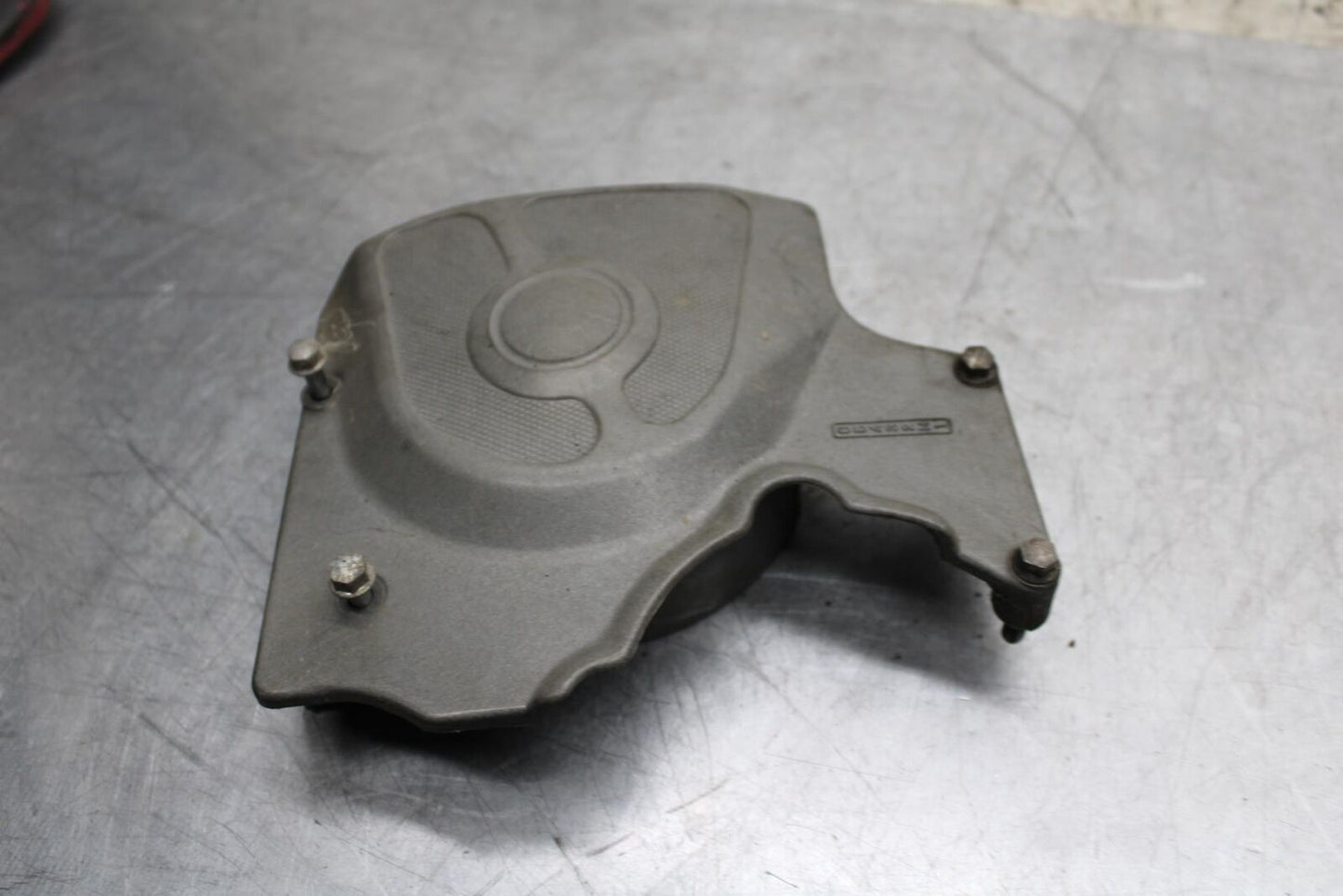 00-01 KAWASAKI ZZR600 ENGINE SPROCKET COVER BB568