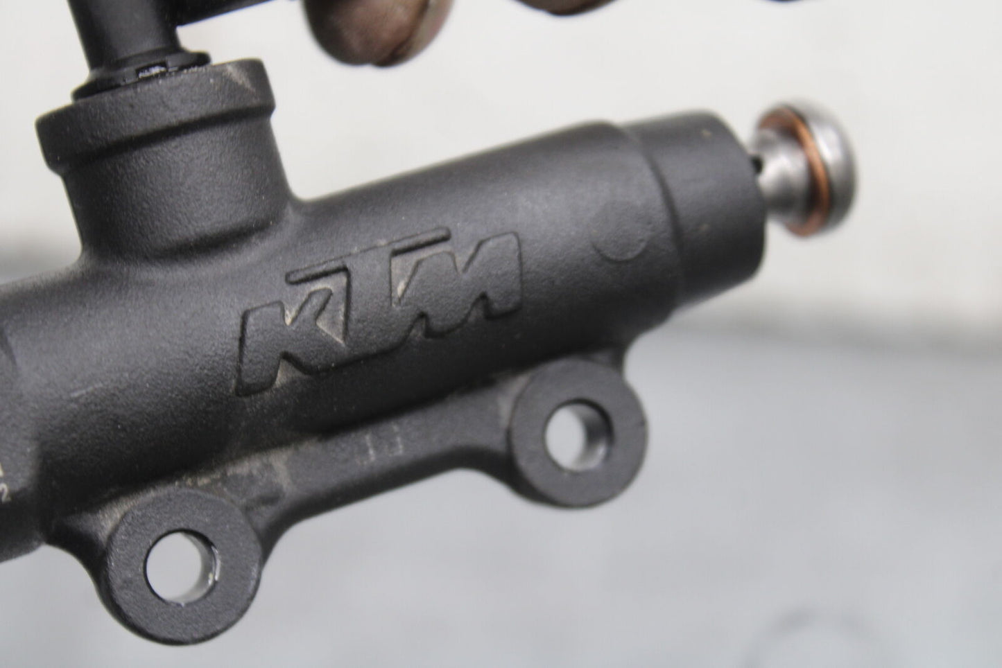 21-24 KTM 890 ADVENTURE R REAR BACK BRAKE MASTER CYLINDER W RESERVOIR BB723