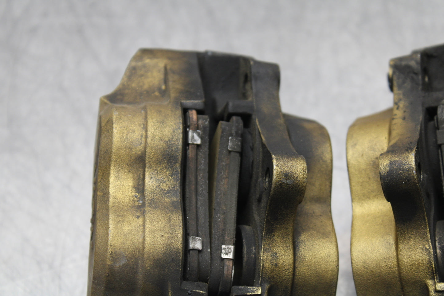 98-05 HONDA SUPER HAWK 1000 VTR1000F RIGHT LEFT FRONT BRAKE CALIPER SET BB152