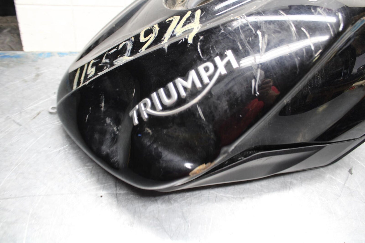 17-21 TRIUMPH STREET TRIPPLE R ABS GAS TANK FUEL CELL PETROL RESERVOIR bb452