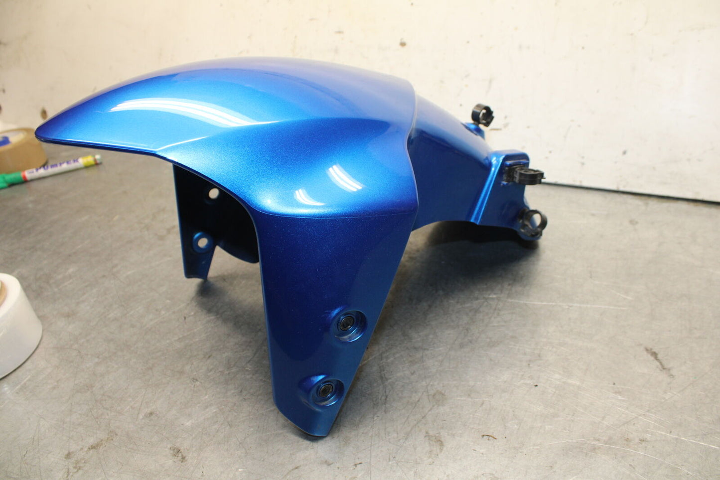 22-24 YAMAHA XSR900 FRONT WHEEL FENDER COWL FAIRING BB683