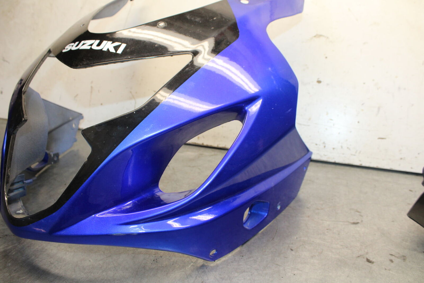 04-05 SUZUKI GSXR600 FRONT UPPER NOSE FAIRING COWL SHROUD BB658