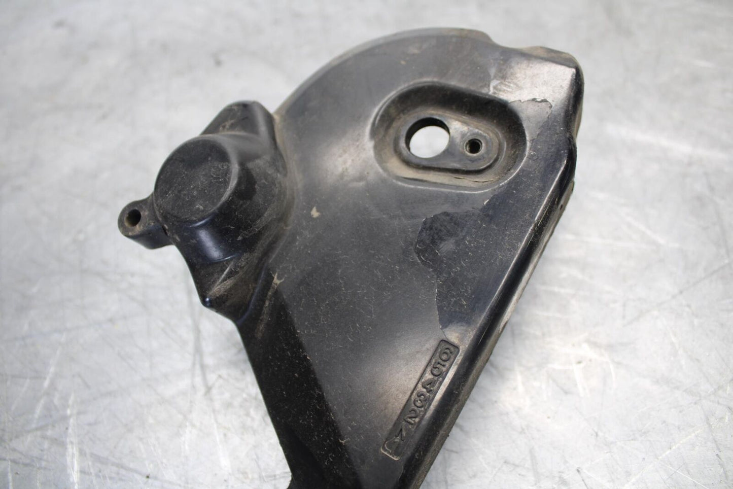1998 Suzuki TL1000S ENGINE SPROCKET COVER BB508
