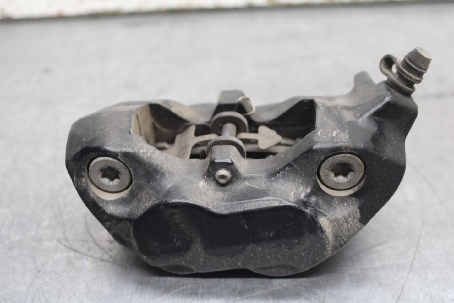 13-16 KTM 390 DUKE LEFT FRONT BRAKE CALIPER BB748