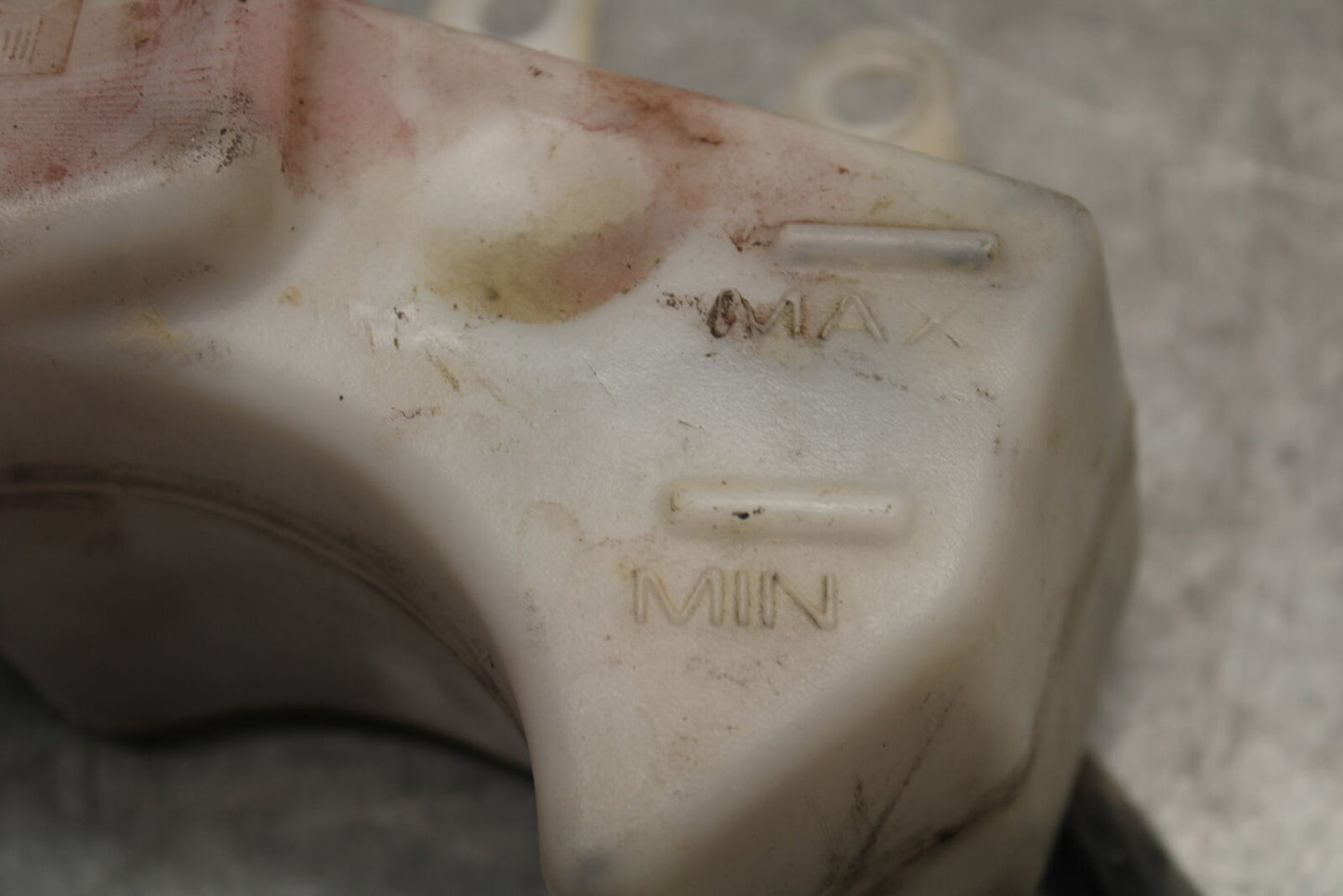 09-11 TRIUMPH DAYTONA 675 COOLANT WATER TANK RESERVOIR BOTTLE BB652