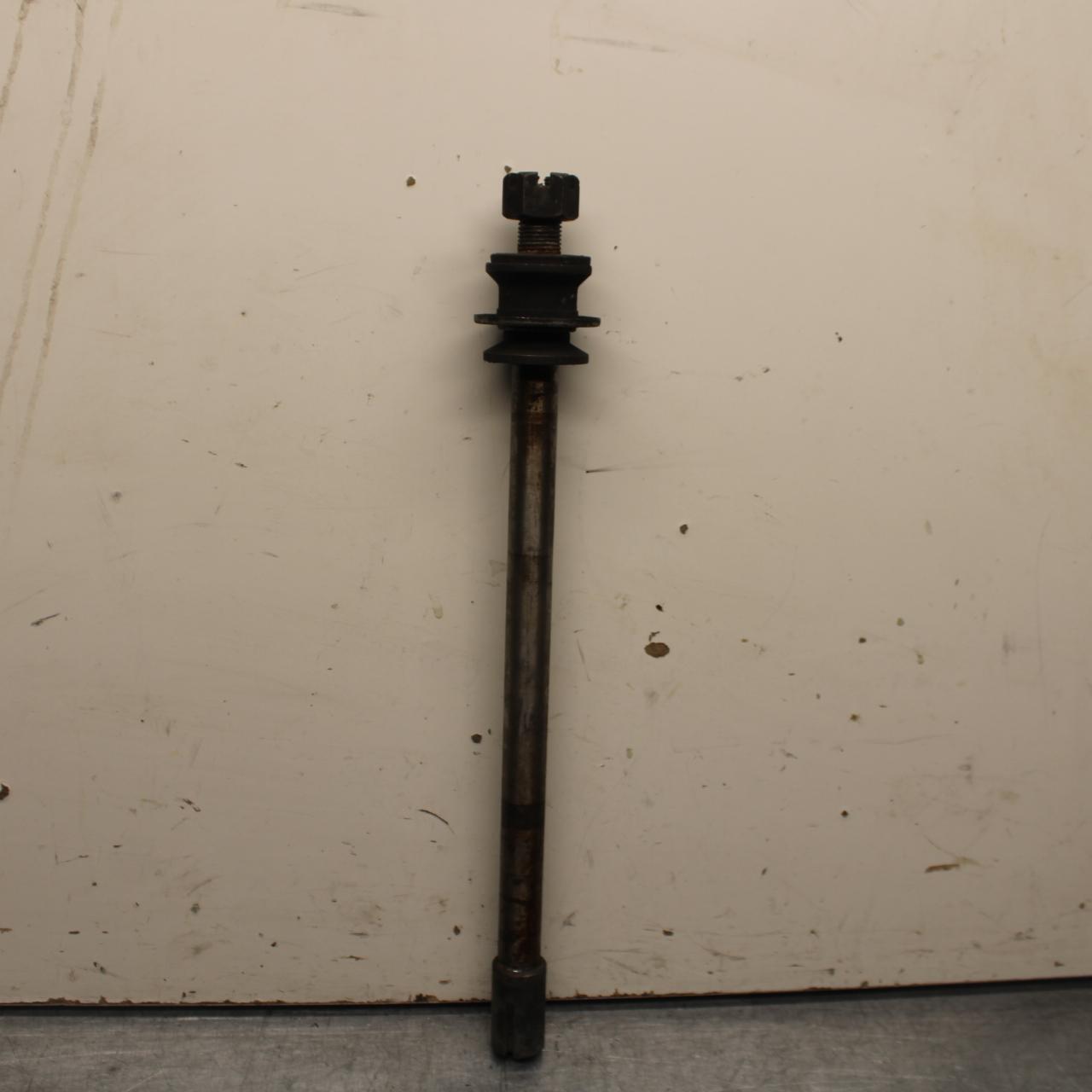 80-81 SUZUKI GS1000GL REAR AXLE BACK WHEEL RIM PIVOT BOLT AXEL BB103