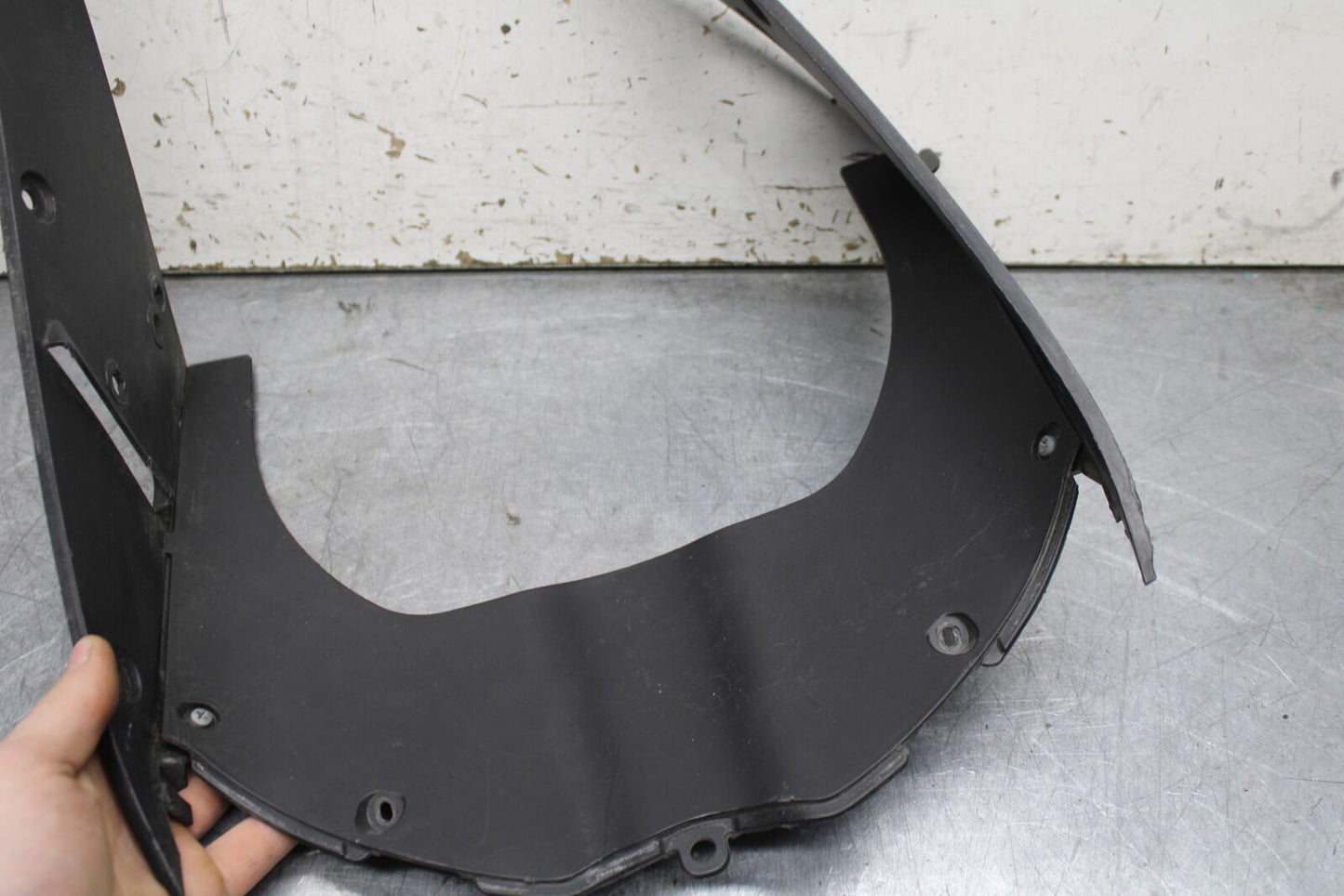 15-19 APRILIA RSV4 RF LOWER FRONT UPPER INNER HEADLIGHT COWL FAIRING BB611
