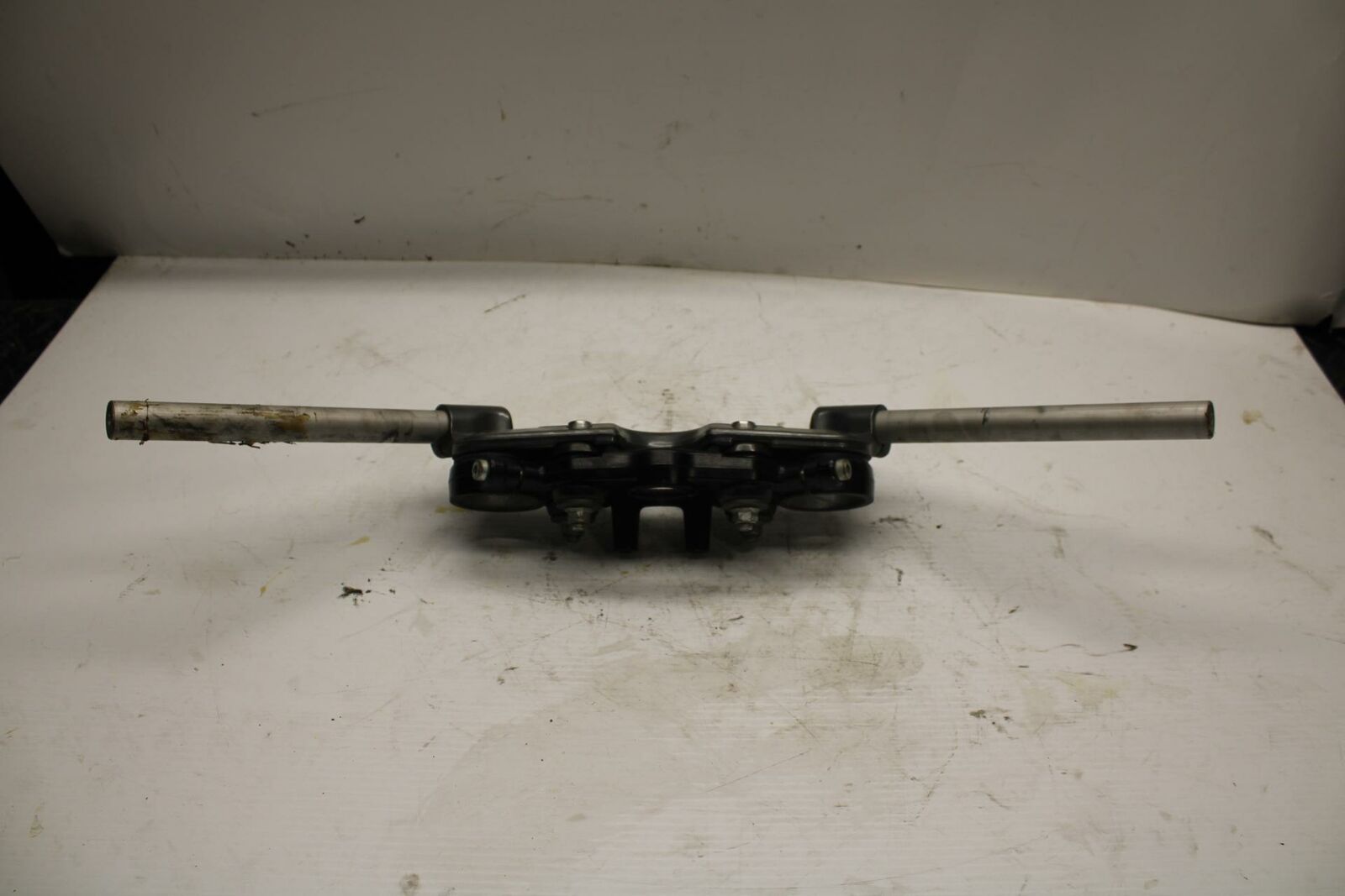 00-07 SUZUKI HAYABUSA FORKS UPPER TRIPLE TREE CLAMP  BB281