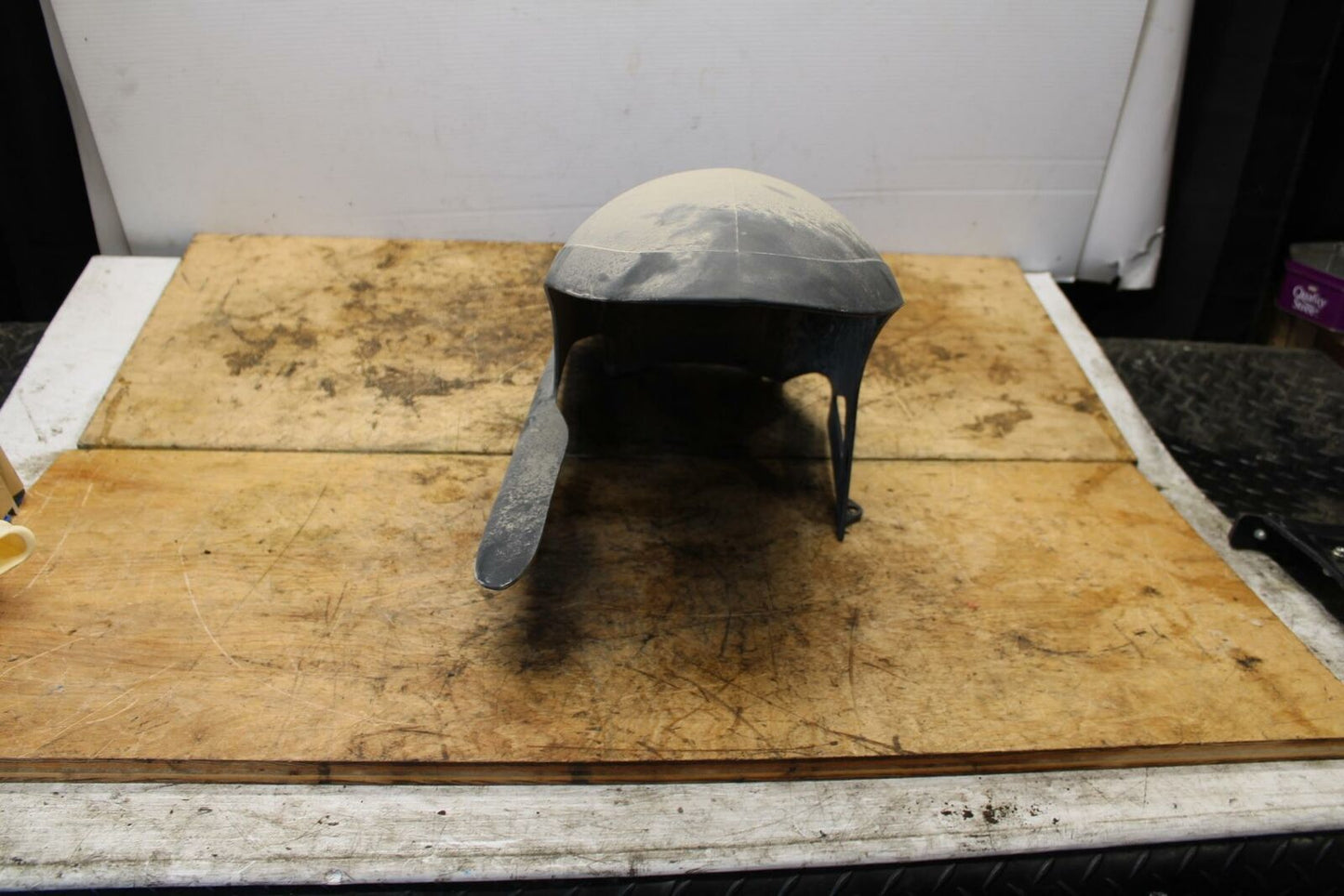 04-07 DUCATI ST3 REAR BACK WHEEL TIRE HUGGER FENDER BB347