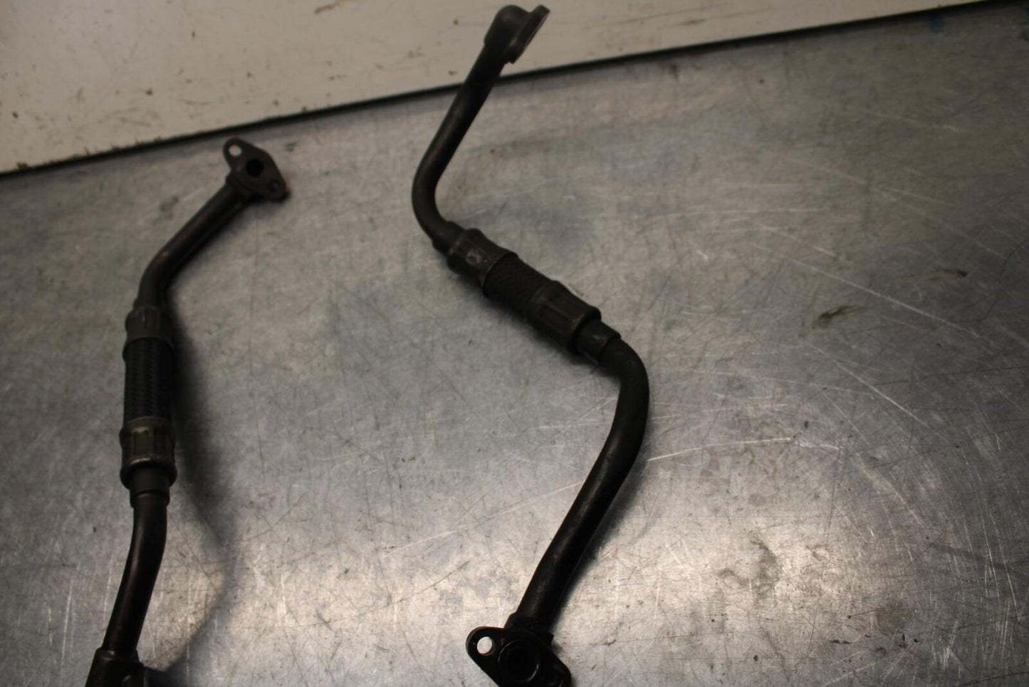 01 SUZUKI GSXR1000 ENGINE MOTOR OIL COOLER HOSES 16460-40F10 16470-40F00 BB100