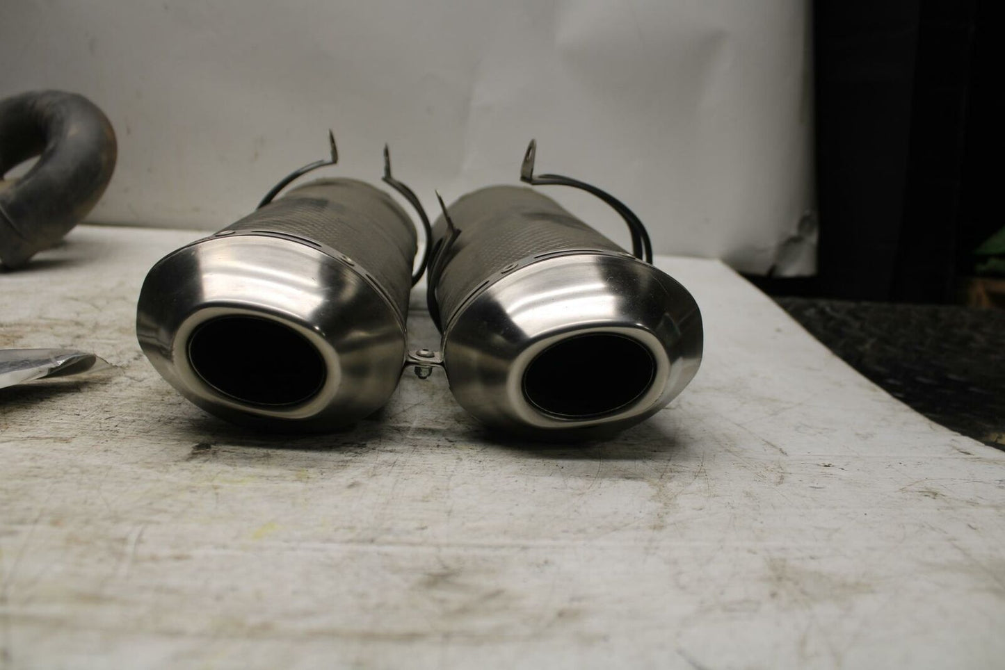 08-10 DUCATI 848 FULL EXHAUST SYSTEM HEADERS PIPE MUFFLER BB369
