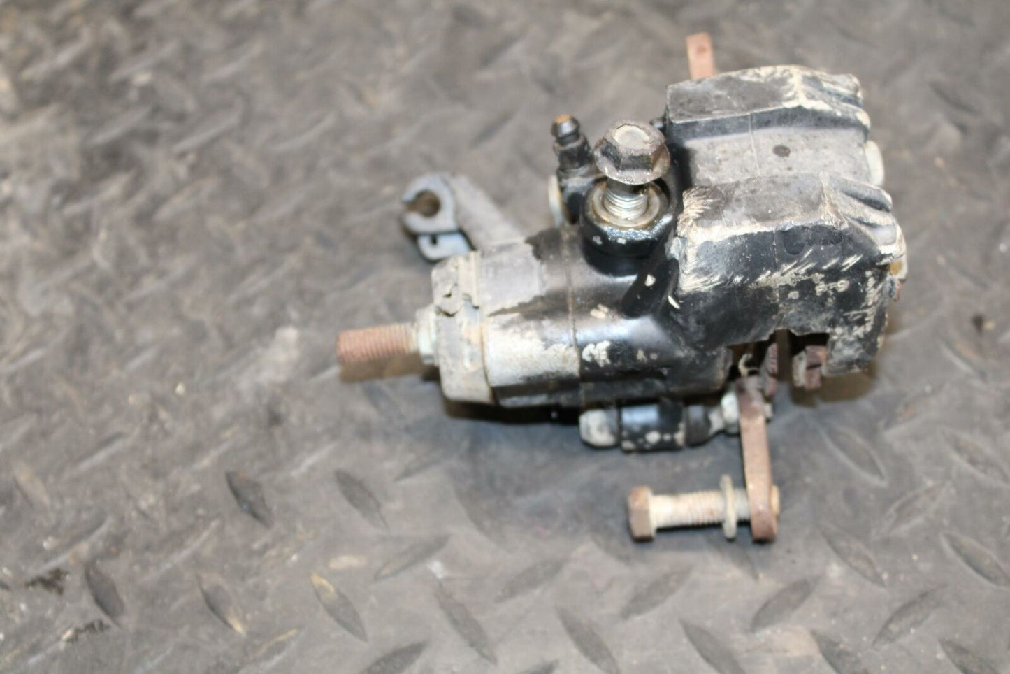 85-86 SUZUKI QUADRACER 250 REAR BACK BRAKE CALIPER BB210