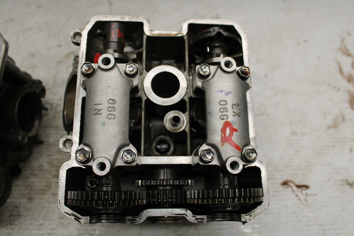 03-05 SUZUKI SV1000 ENGINE TOP END CYLINDER HEAD FRONT REAR BB296