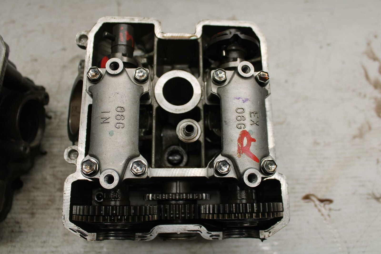 03-05 SUZUKI SV1000 ENGINE TOP END CYLINDER HEAD FRONT REAR BB296