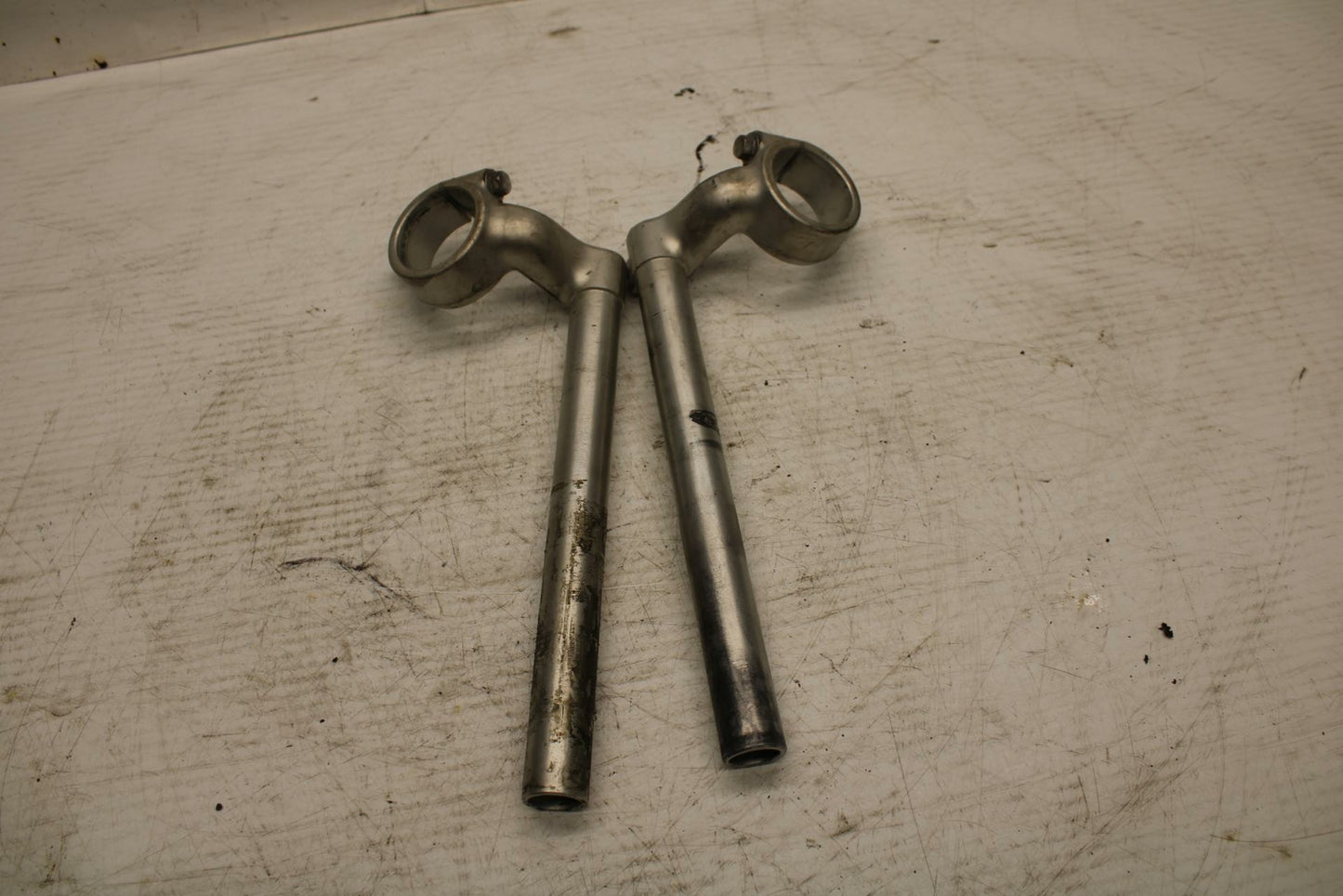 03-11 SUZUKI SV650A LEFT RIGHT CLIP ON ONS HANDLEBARS PAIR SET BB290