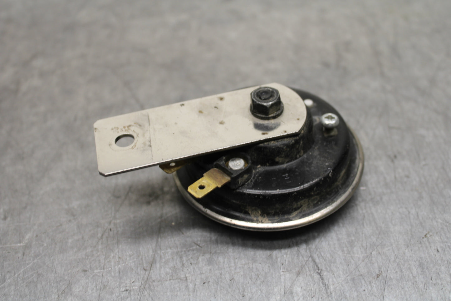 19-23 KAWASAKI NINJA ZX6R HORN SIGNAL BB749