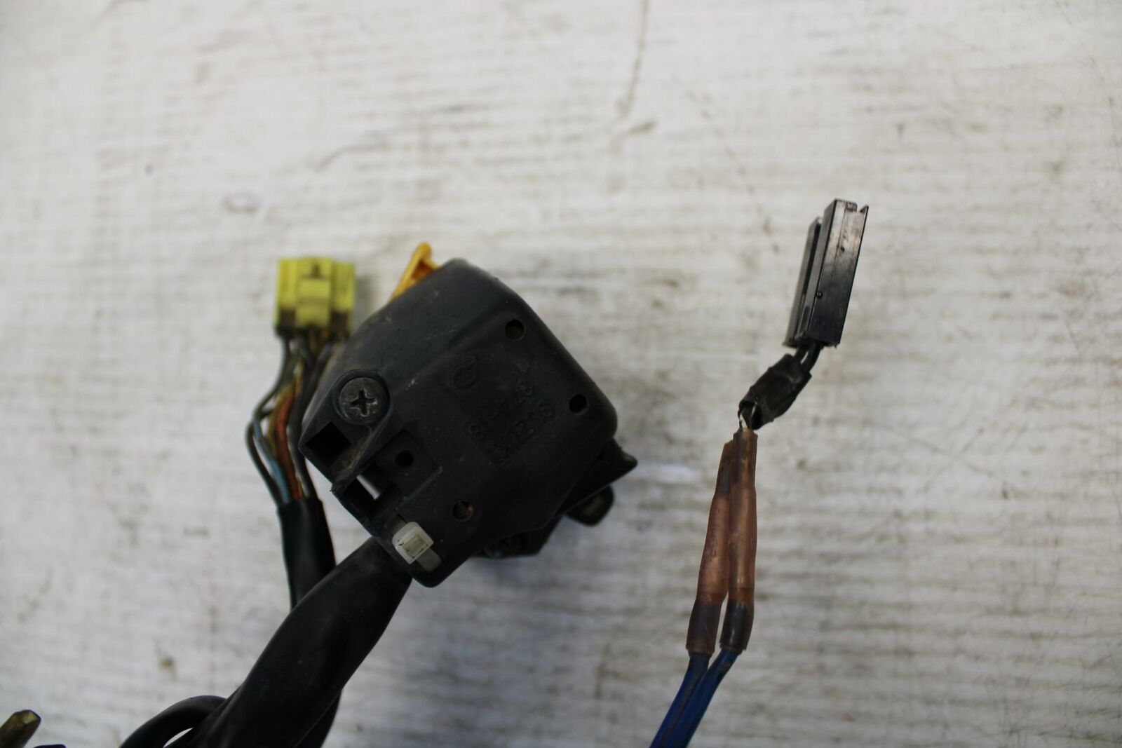 03-05 SUZUKI SV1000 LEFT CLIP ON HANDLE HORN SIGNALS SWITCH SWITCHES BB296