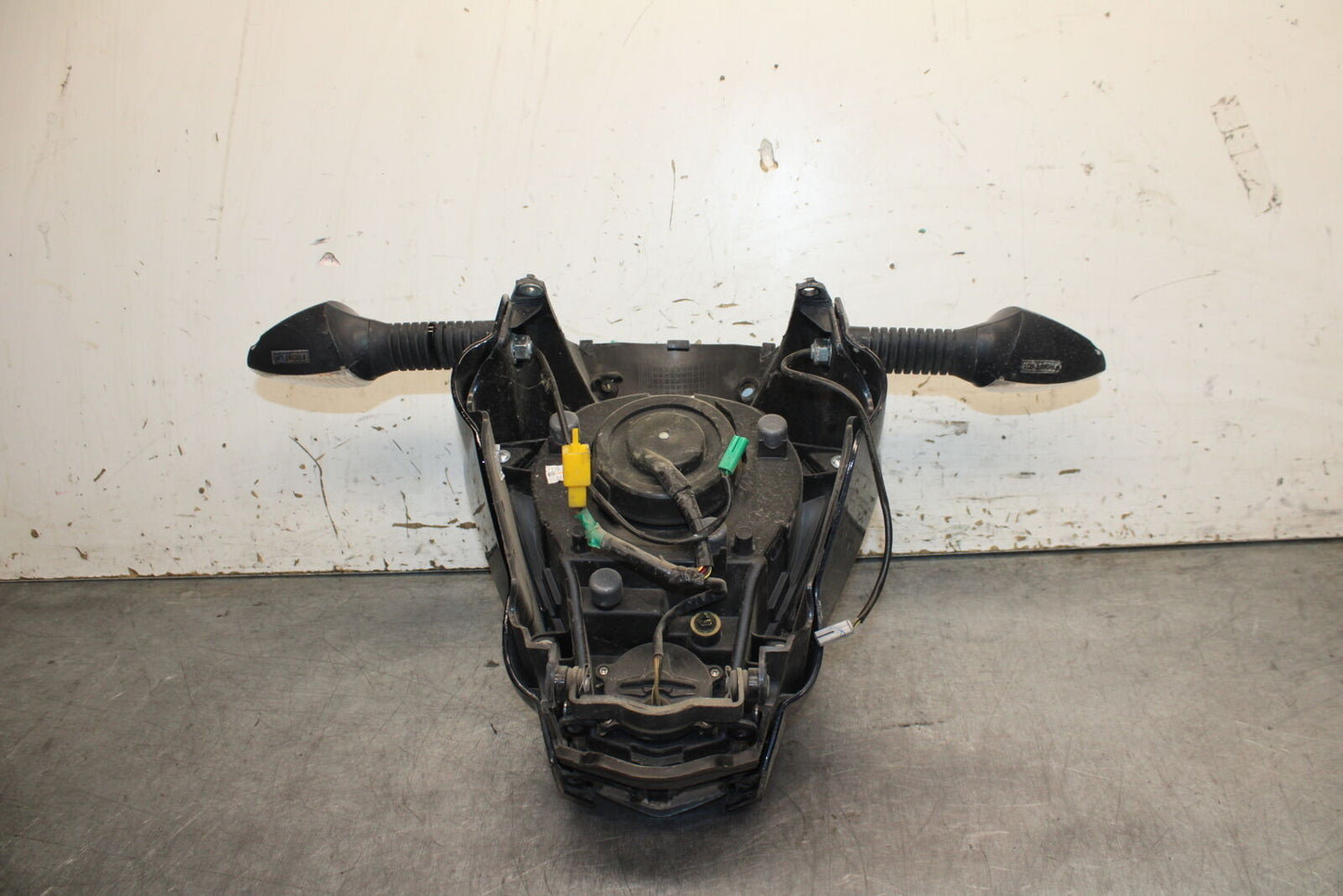 13-16 KTM 390 DUKE FRONT HEADLIGHT HEAD LIGHT LAMP BB748