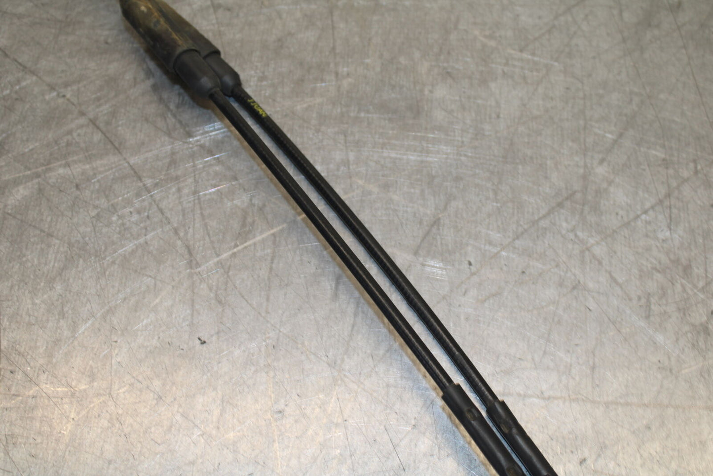 12-13 DUCATI STREETFIGHTER 848 THROTTLE CABLE LINE HOUSING GUIDE BB705