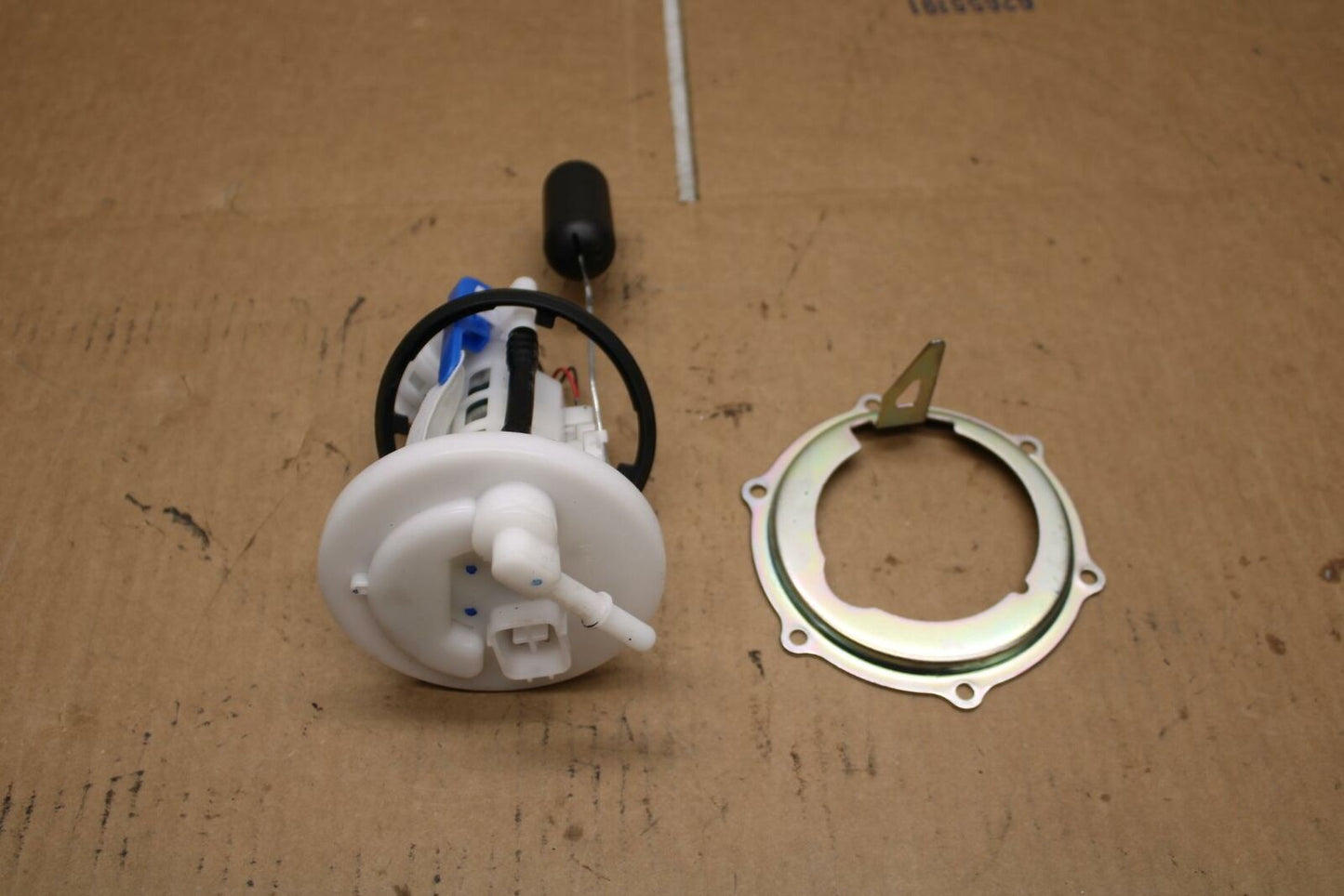 19-21 YAMAHA YZF R3 FUEL PUMP GAS PETROL SENDER UNIT BB378